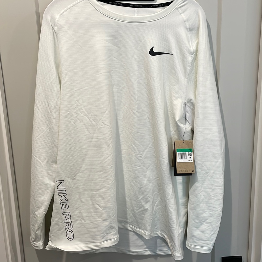 COPY - Men’s XL Nike Pro, Dri-FIT, Slim fit, White training shirt.